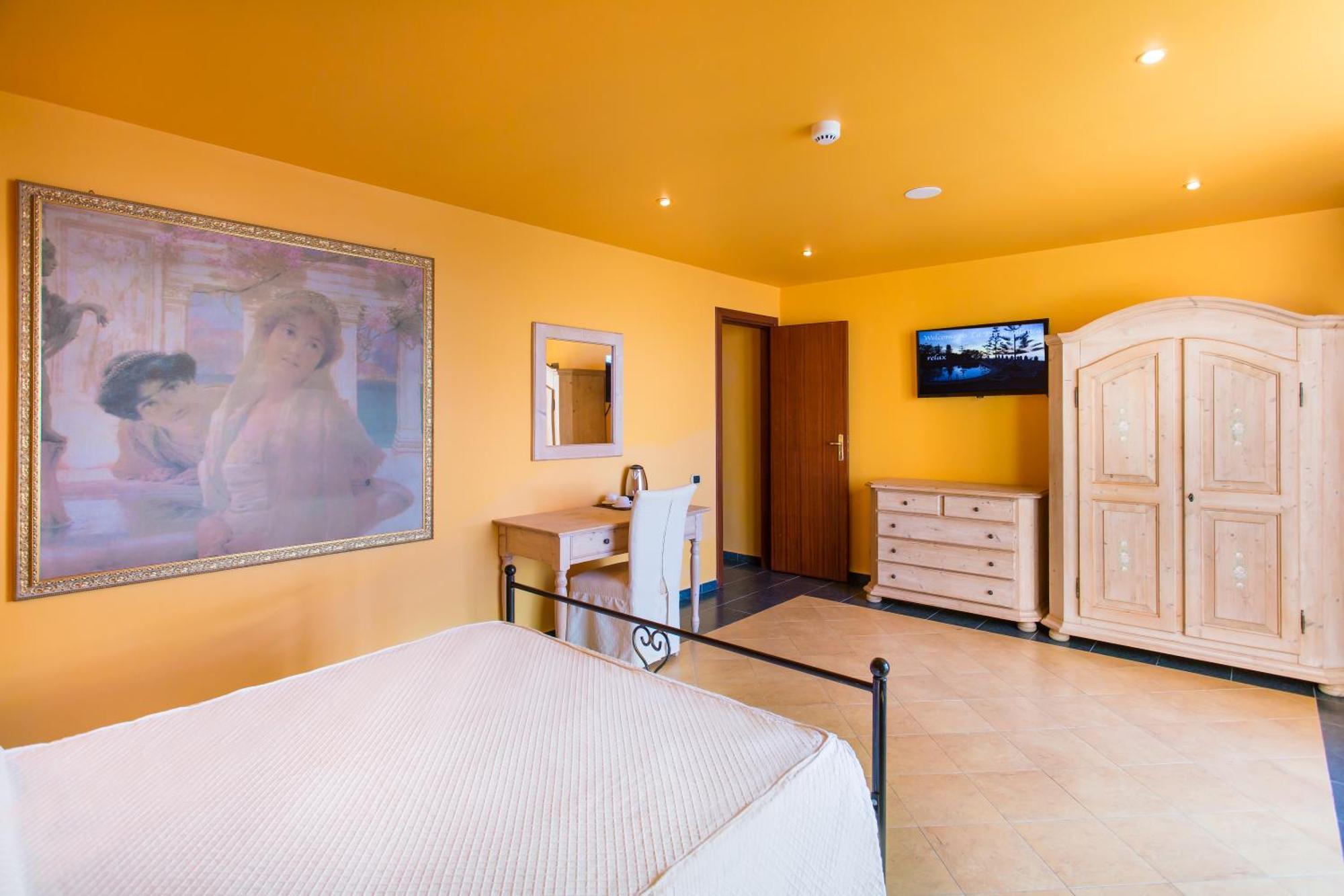 Hotel La Playa Blanca Санто-Стефано-ди-Камастра Экстерьер фото